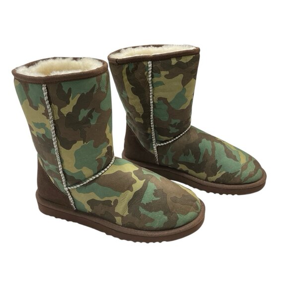 Ugg Boots Womens 7 Classic Short Camo Green Pull On Shearling Lined Casual - Picture 1 of 12